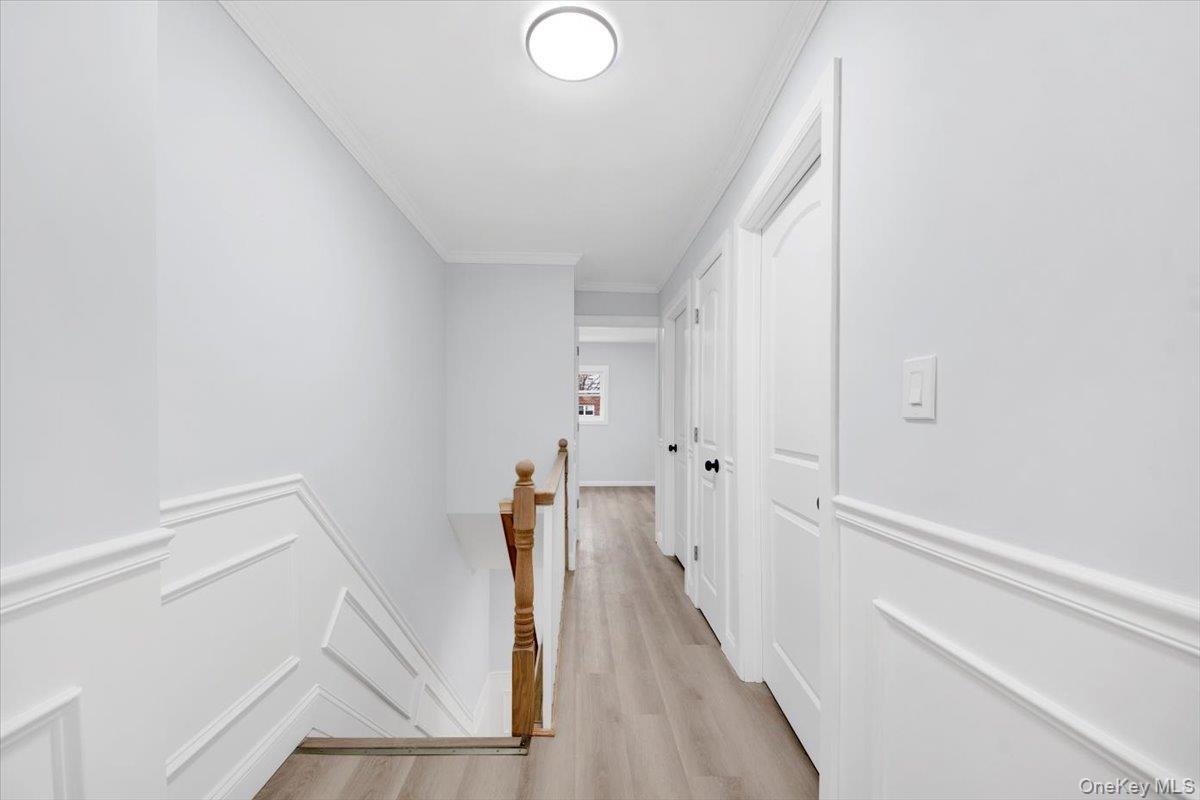 Single Family Stickney  Bronx, NY 10469, MLS-937822-10