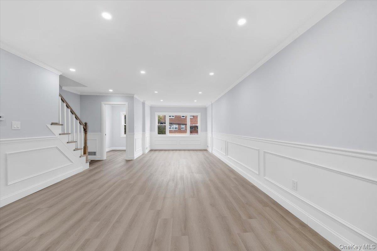 Single Family Stickney  Bronx, NY 10469, MLS-937822-14