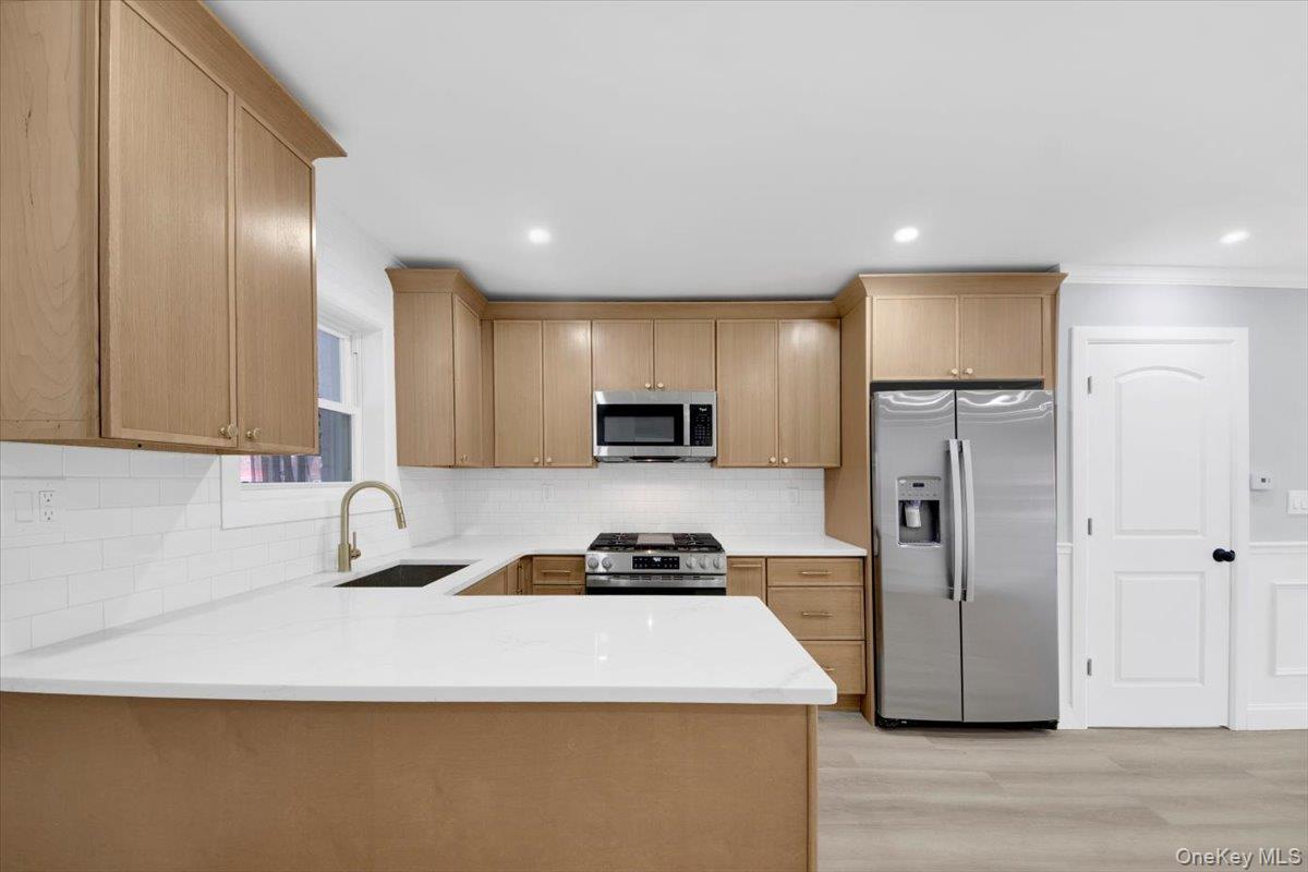 Single Family Stickney  Bronx, NY 10469, MLS-937822-18