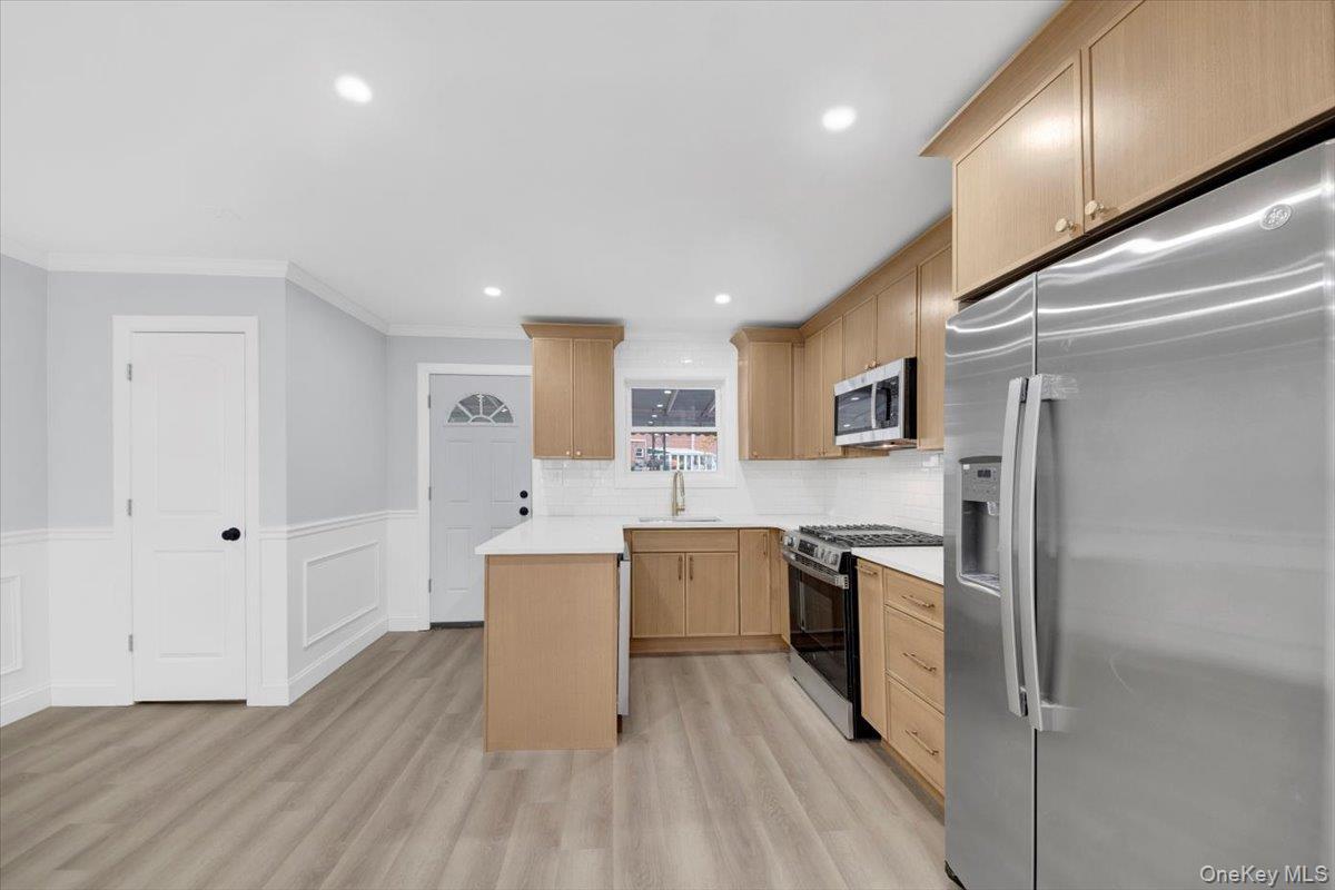 Single Family Stickney  Bronx, NY 10469, MLS-937822-19