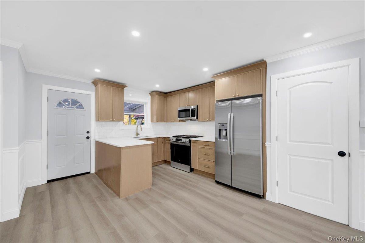 Single Family Stickney  Bronx, NY 10469, MLS-937822-20