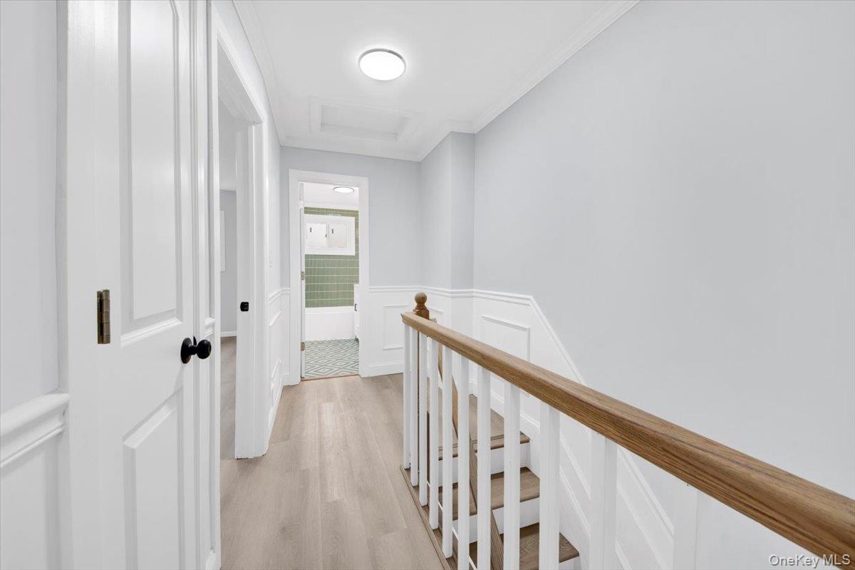 Single Family Stickney  Bronx, NY 10469, MLS-937822-9