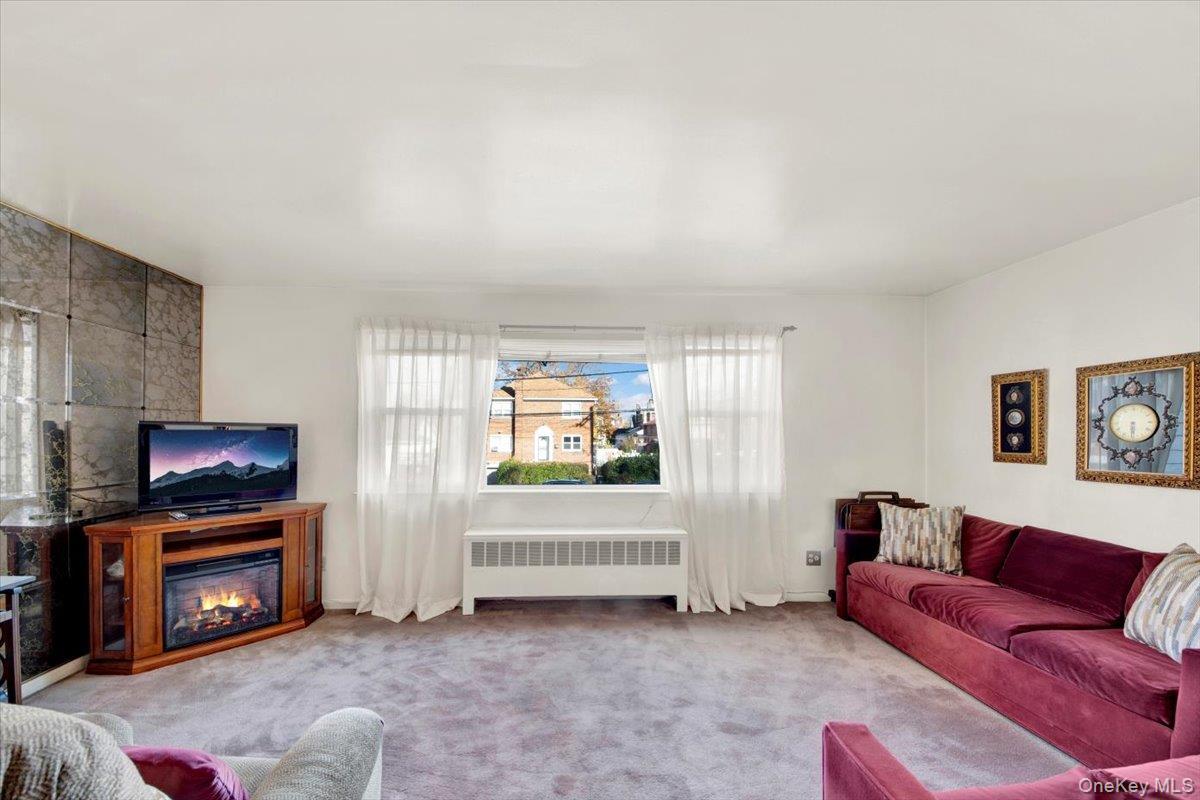 Single Family Crosby  Bronx, NY 10461, MLS-937826-11