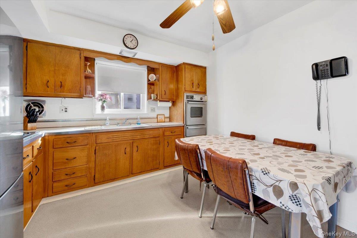 Single Family Crosby  Bronx, NY 10461, MLS-937826-22