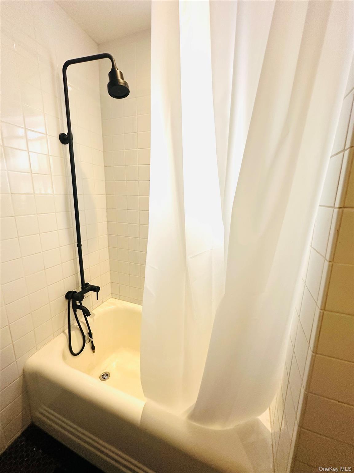 Single Family Grand  Orange County, NY 12550, MLS-937831-39