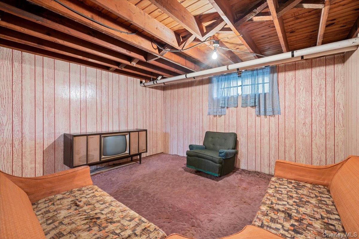 Single Family 9th Suffolk County, NY 11746, MLS-937840-19