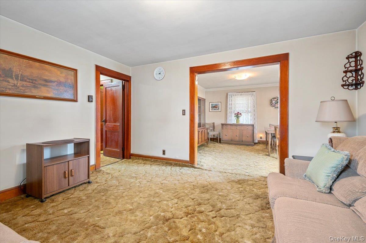 Single Family 9th Suffolk County, NY 11746, MLS-937840-7