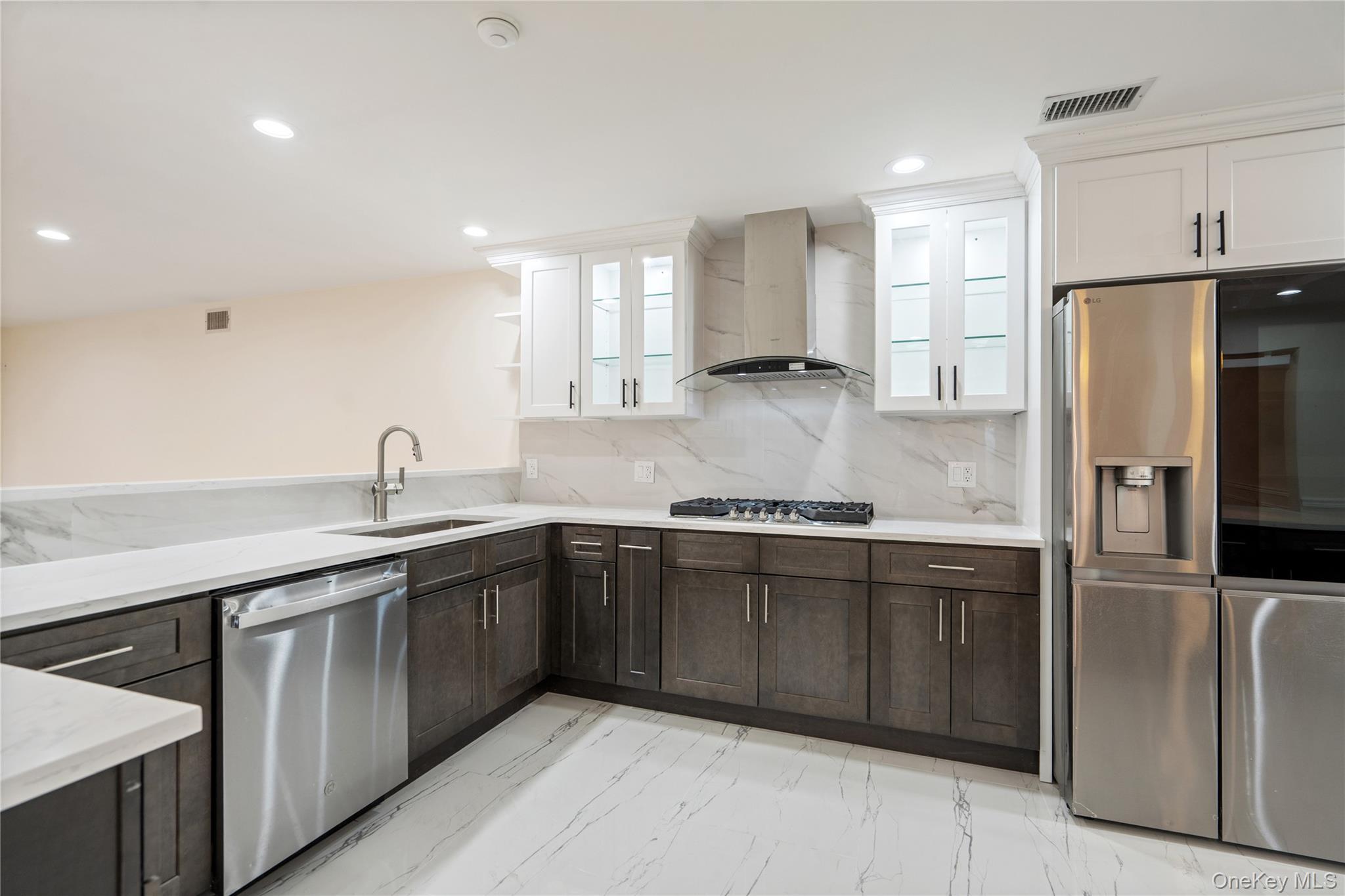 Condo Heiko  Suffolk County, NY 11768, MLS-937841-15