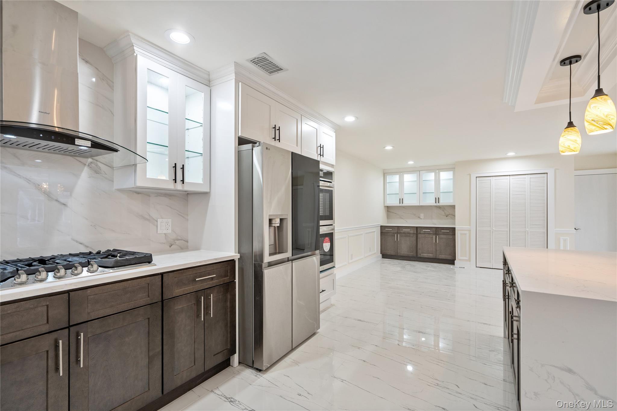 Condo Heiko  Suffolk County, NY 11768, MLS-937841-16