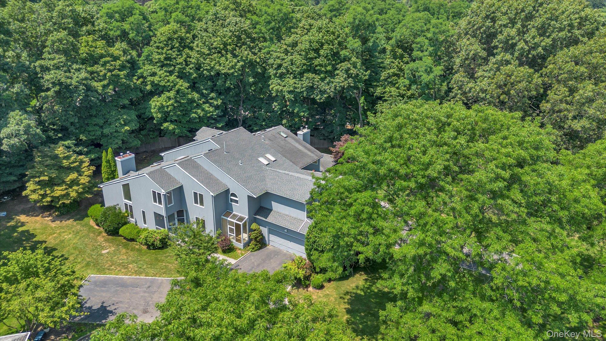 Condo Heiko  Suffolk County, NY 11768, MLS-937841-2