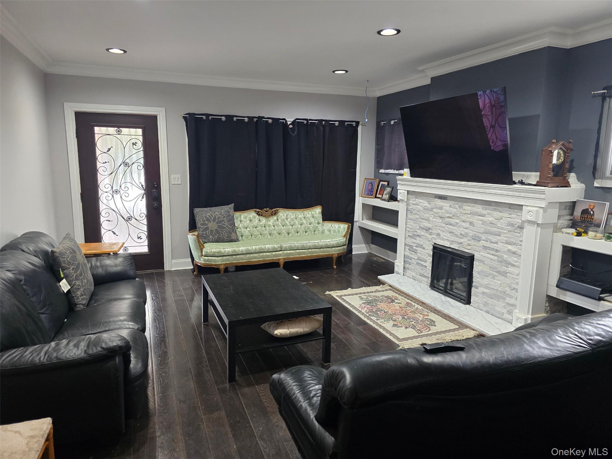 Single Family 110th Road  Queens, NY 11412, MLS-937851-4