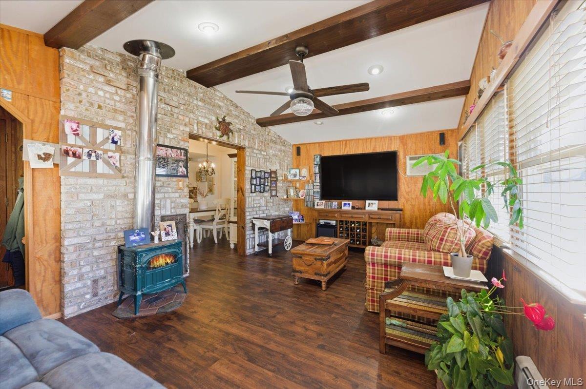 Single Family Newport Nassau County, NY 11558, MLS-937854-10