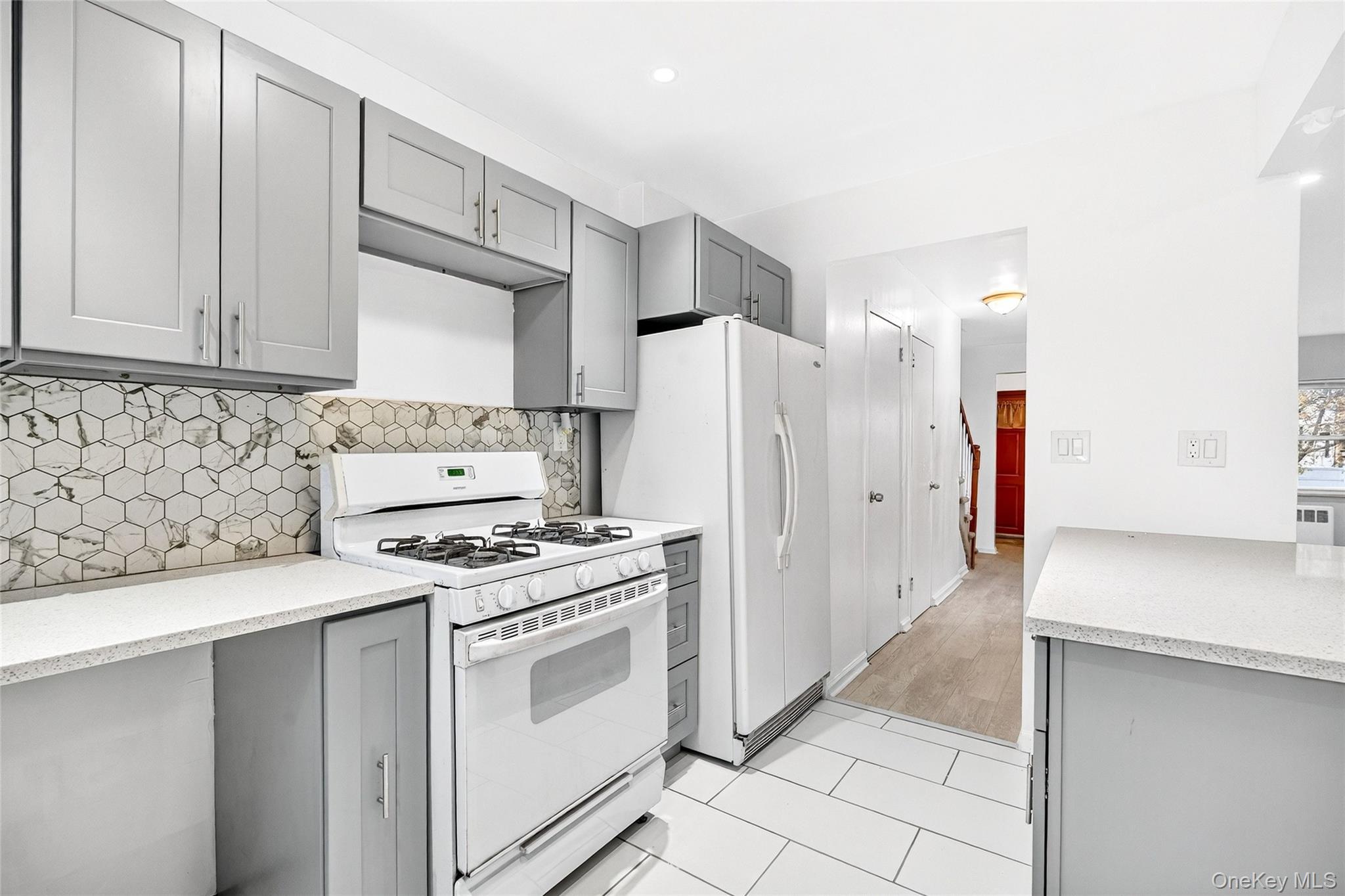 Single Family Hobart Bronx, NY 10461, MLS-937858-27