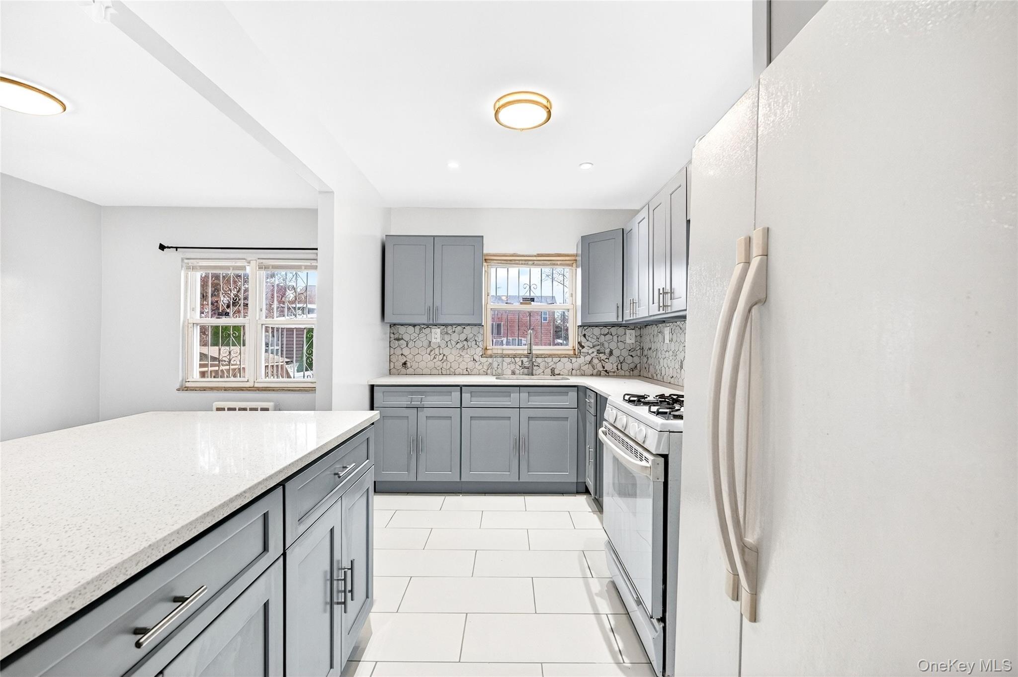 Single Family Hobart Bronx, NY 10461, MLS-937858-30