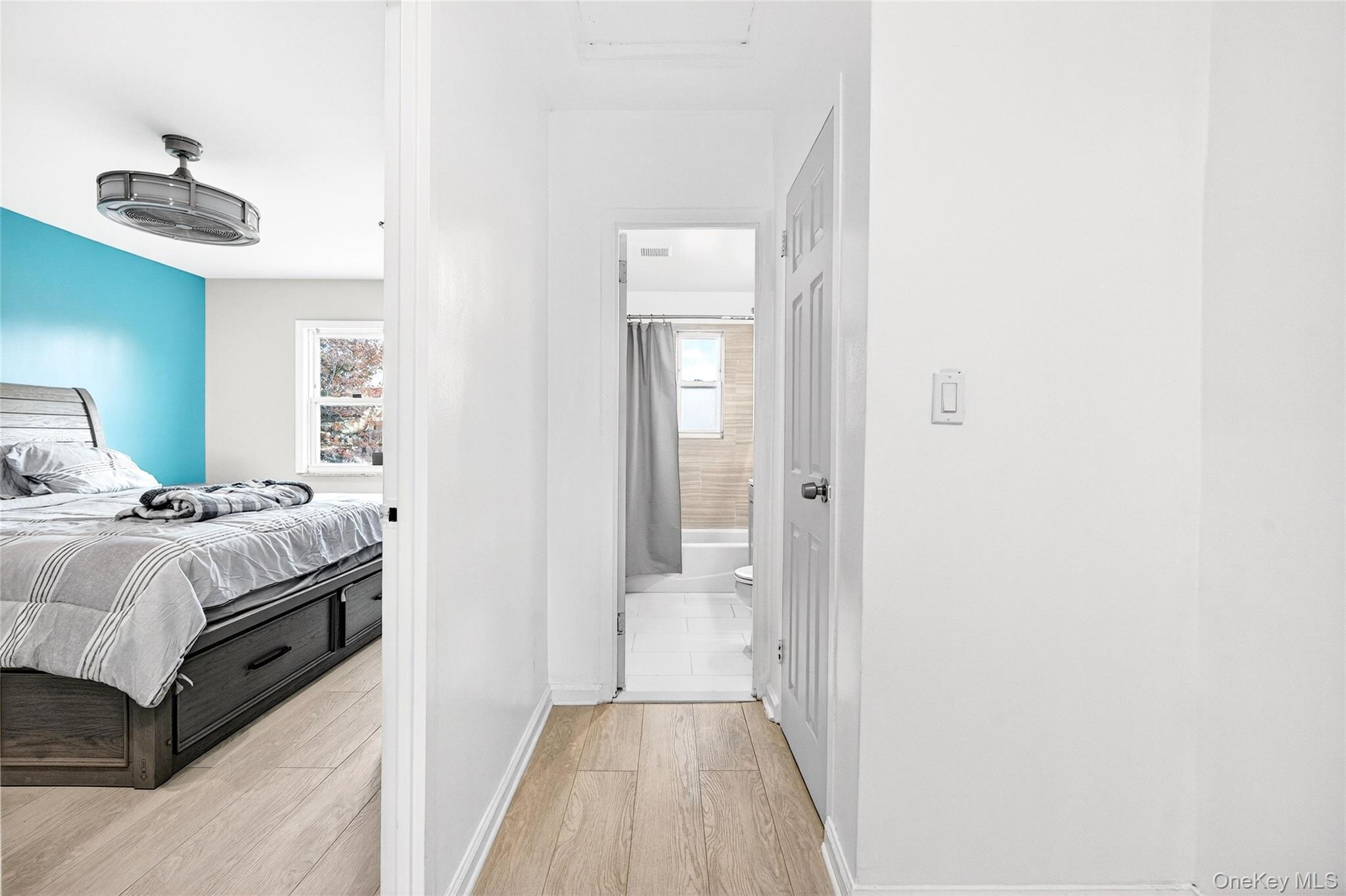 Single Family Hobart Bronx, NY 10461, MLS-937858-38