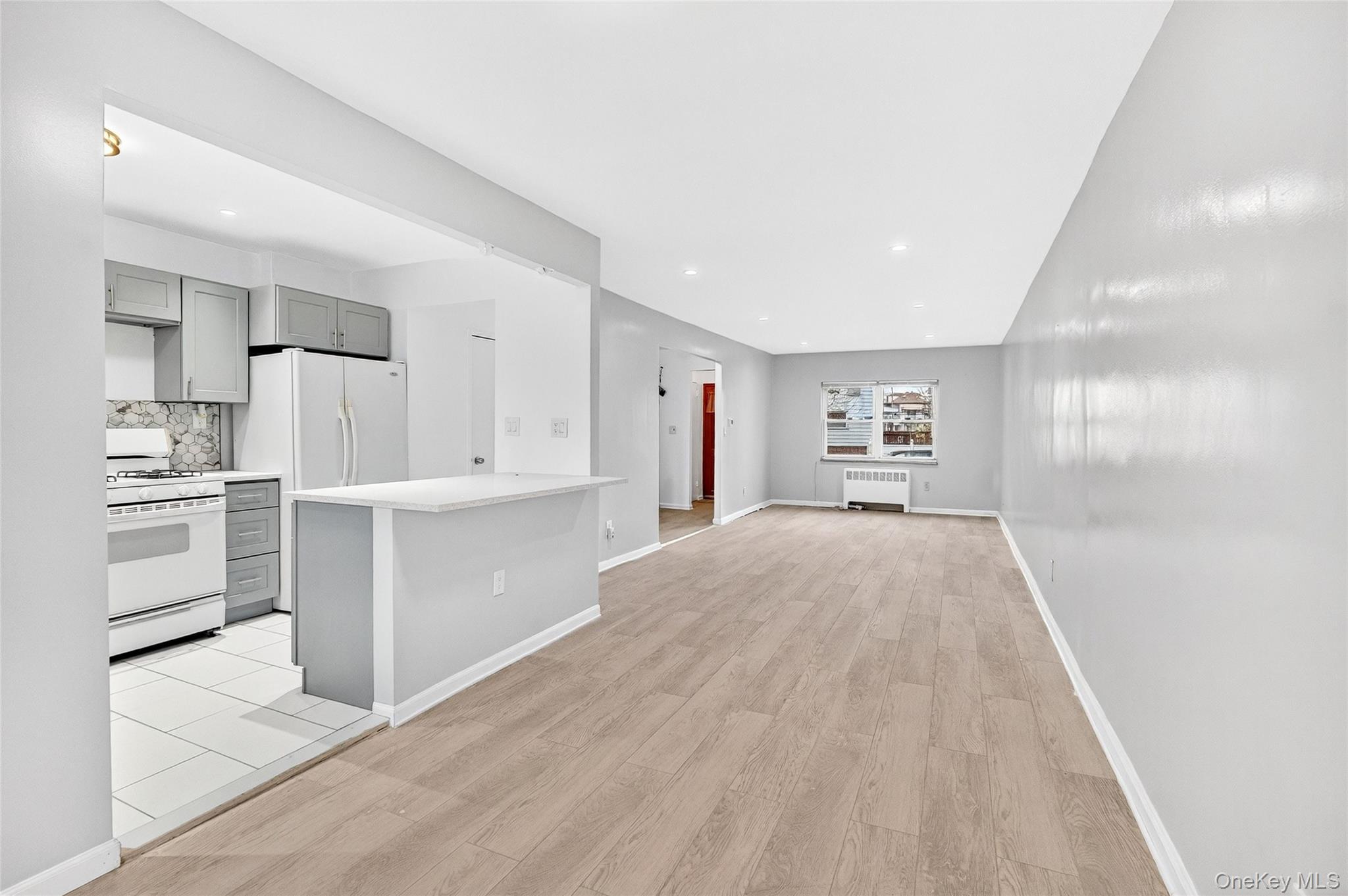 Single Family Hobart Bronx, NY 10461, MLS-937858-7