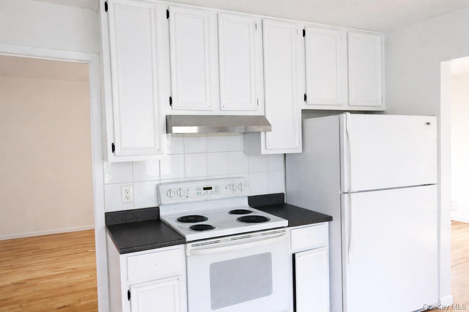 Single Family Waters Edge  Queens, NY 11360, MLS-937863-10