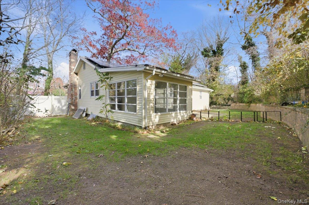 Single Family Lower Rocky Point  Suffolk County, NY 11789, MLS-937869-20