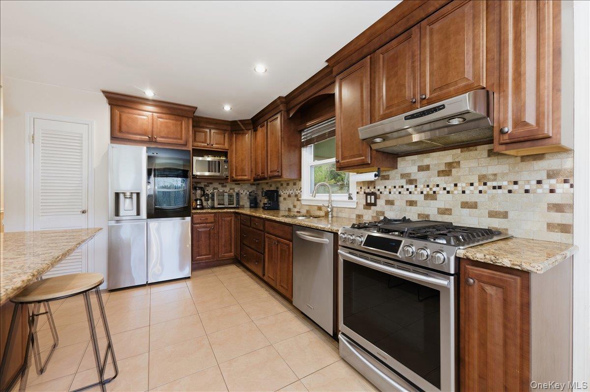 Single Family Lower Rocky Point  Suffolk County, NY 11789, MLS-937869-7