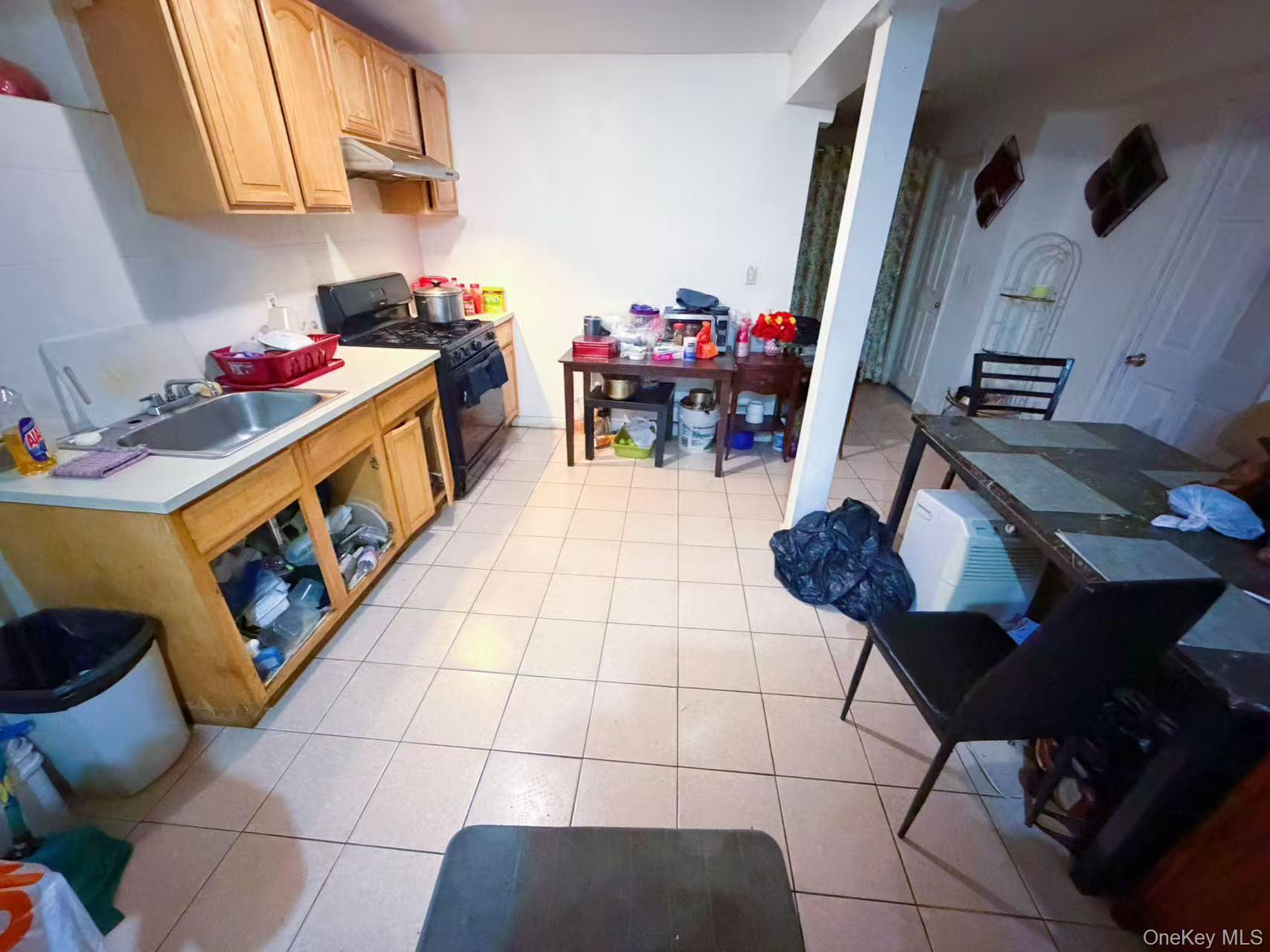 Single Family 119th  Queens, NY 11356, MLS-937903-12