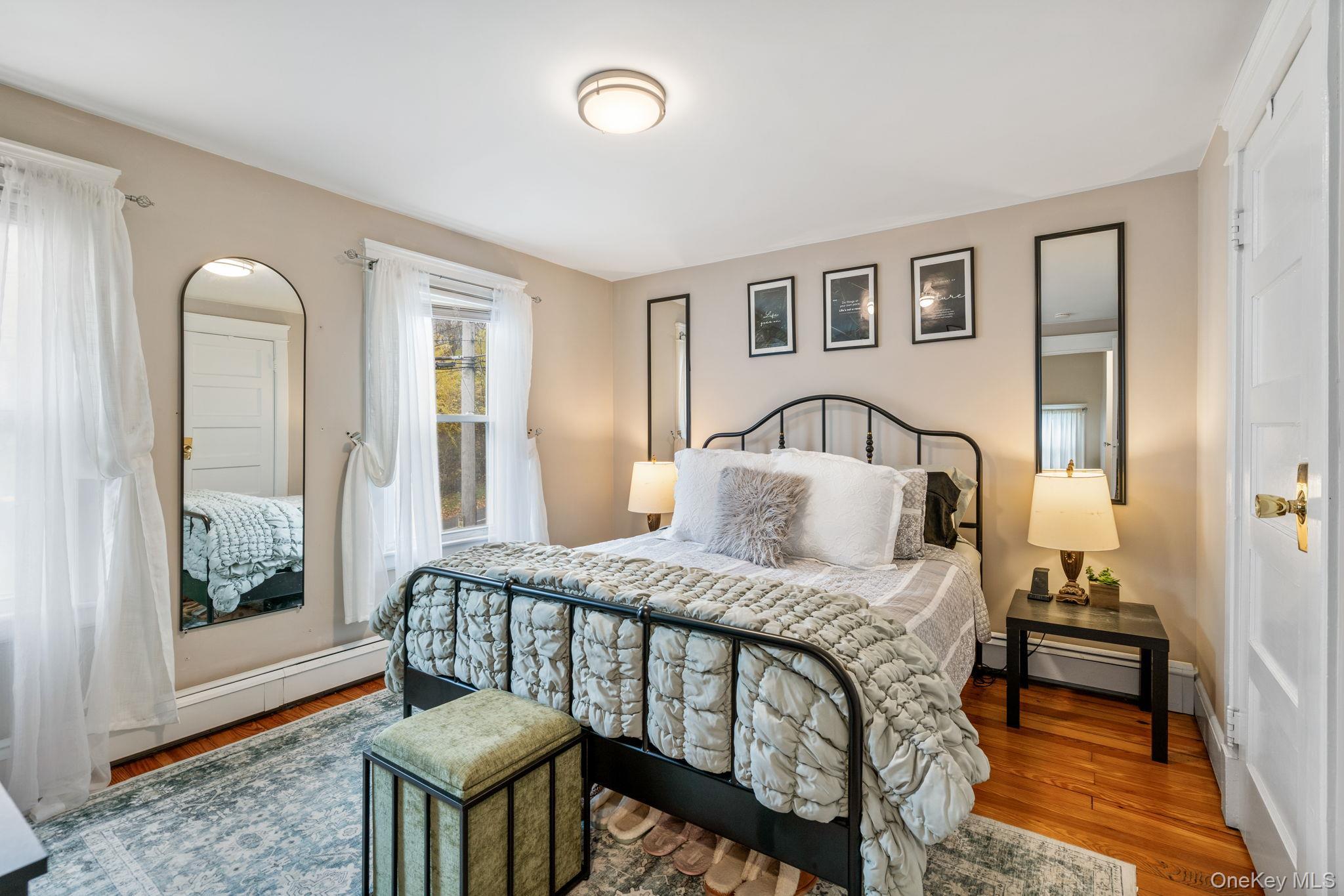 Single Family Chester Ulster County, NY 12401, MLS-937914-17