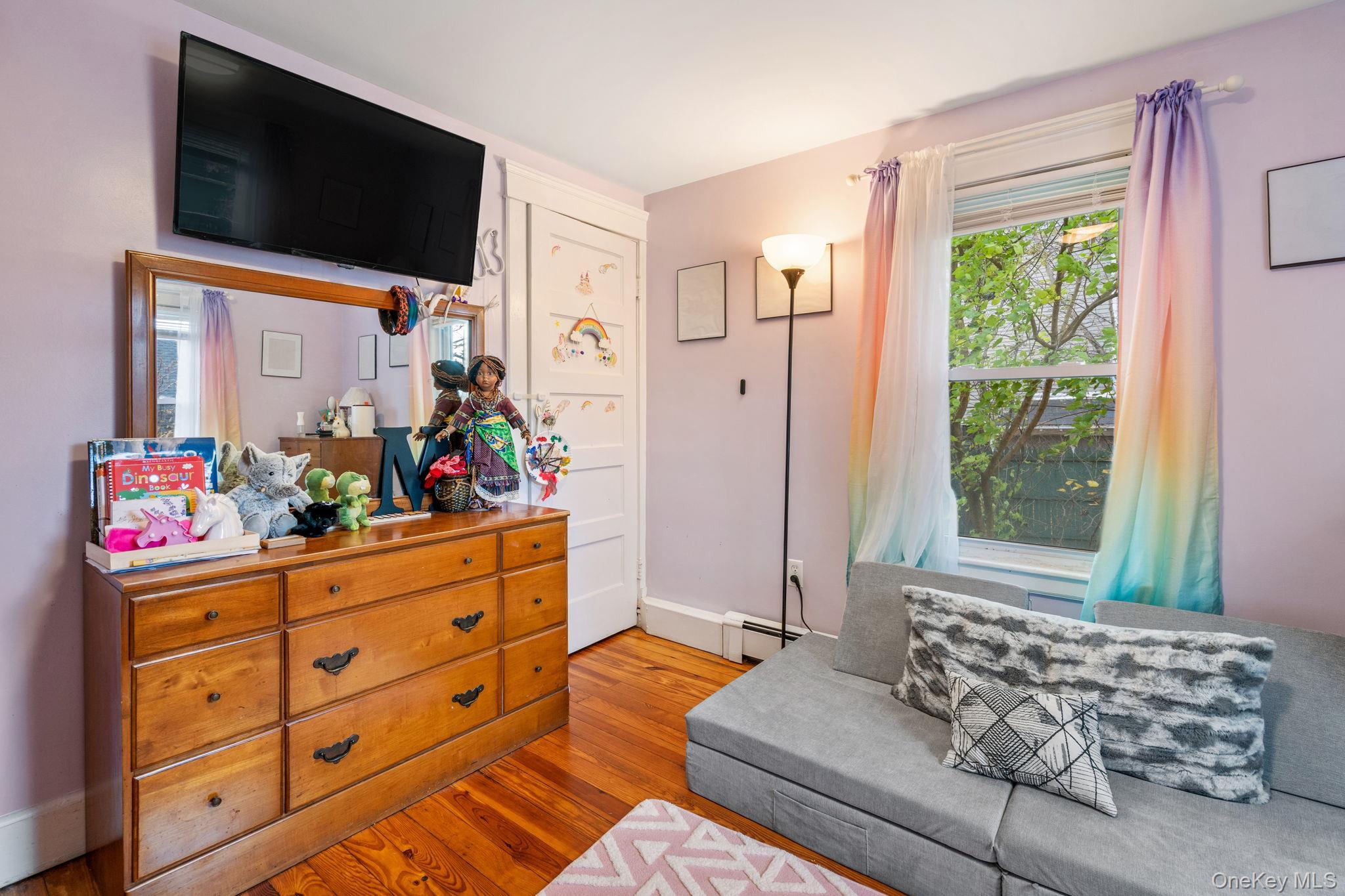 Single Family Chester Ulster County, NY 12401, MLS-937914-22