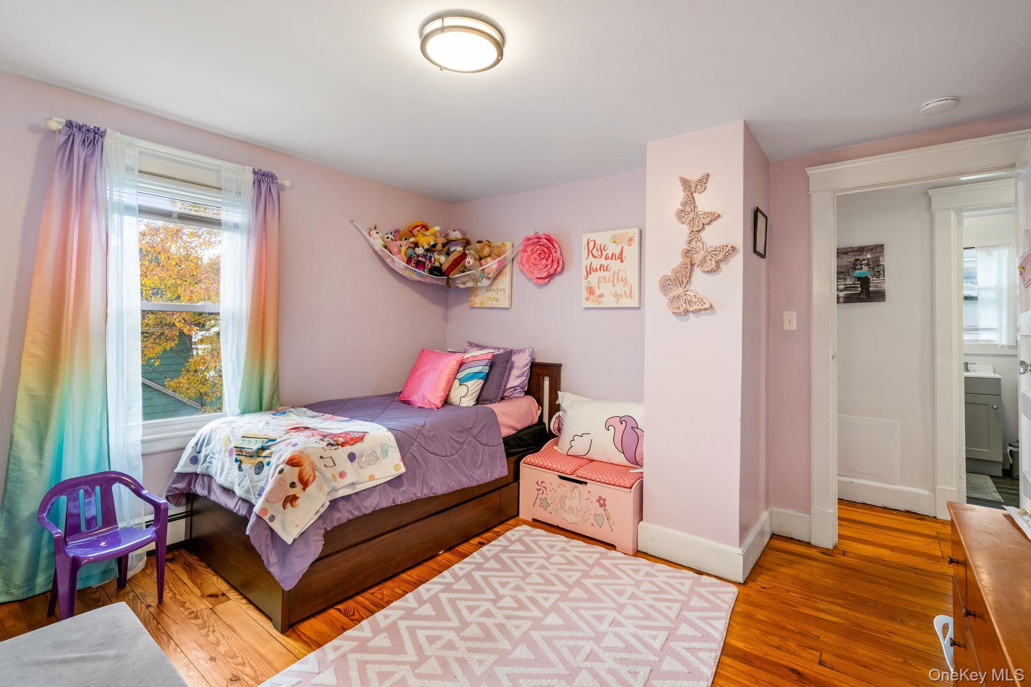 Single Family Chester Ulster County, NY 12401, MLS-937914-23