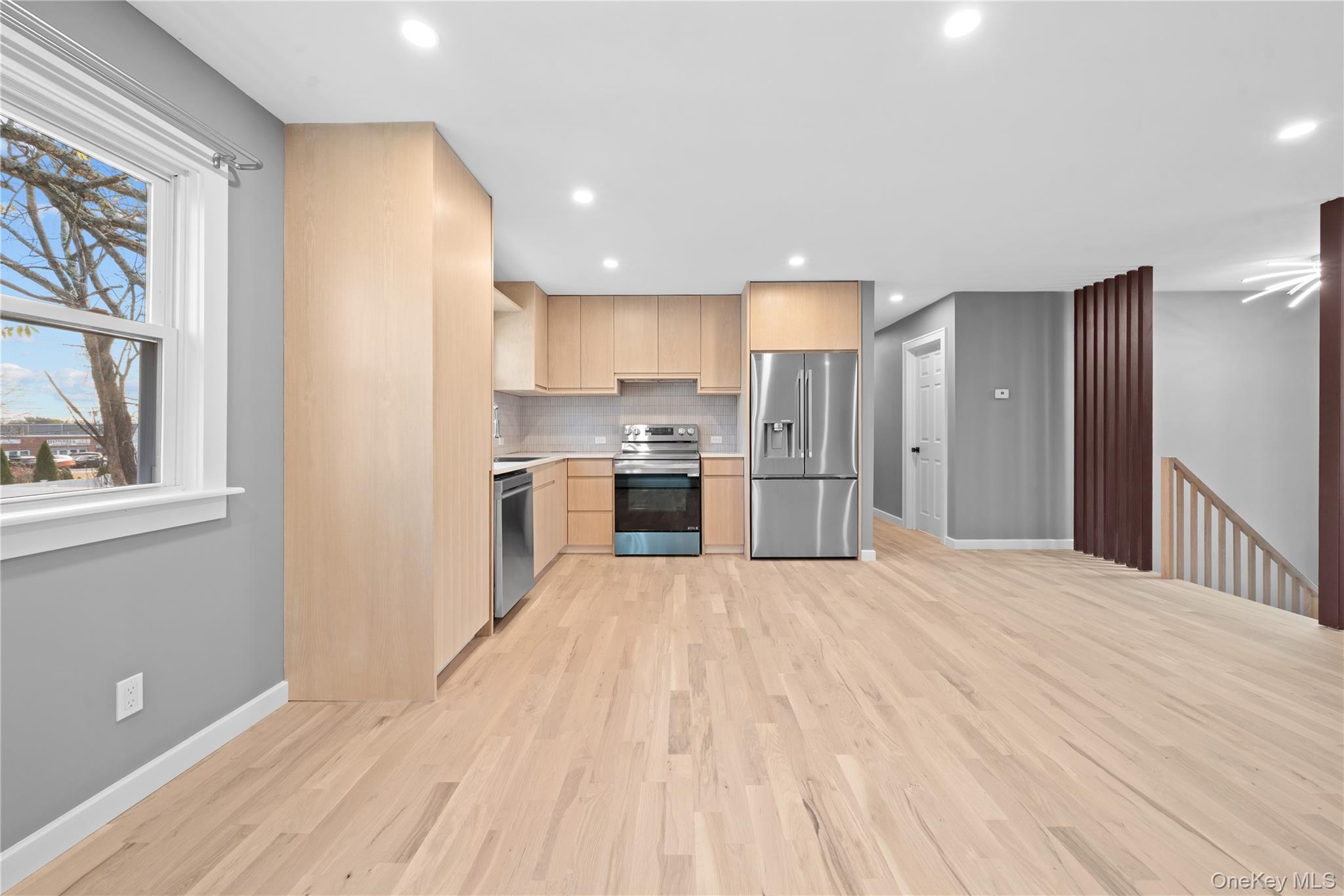 Single Family Lincoln  Suffolk County, NY 11729, MLS-937915-14