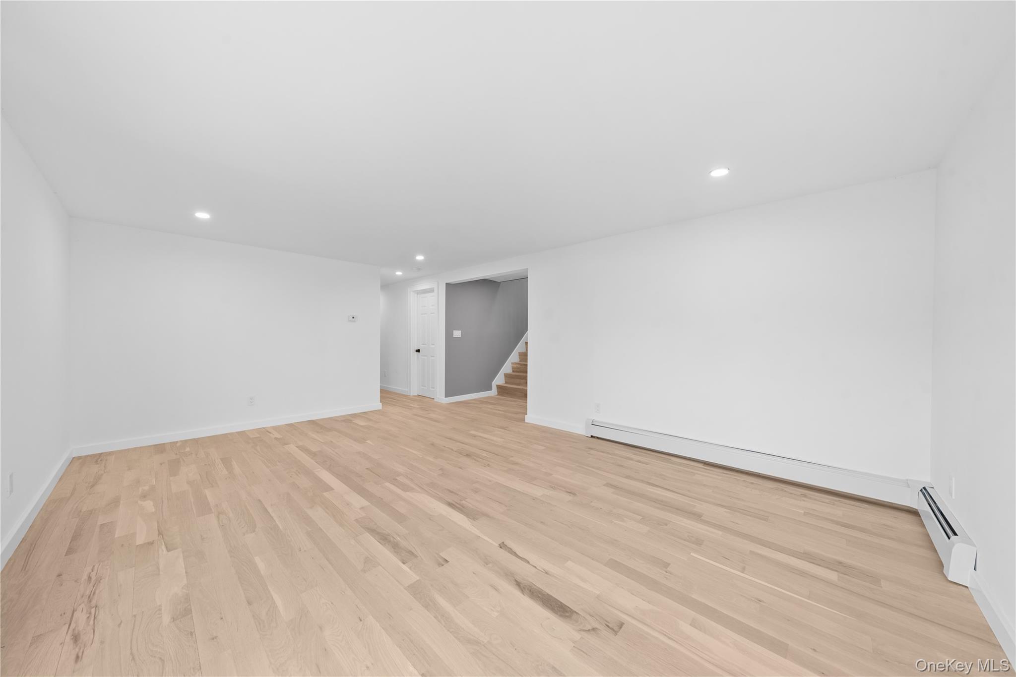 Single Family Lincoln  Suffolk County, NY 11729, MLS-937915-28