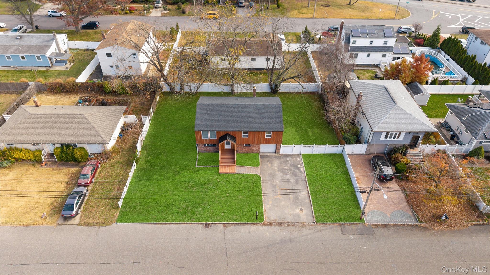 Single Family Lincoln  Suffolk County, NY 11729, MLS-937915-43