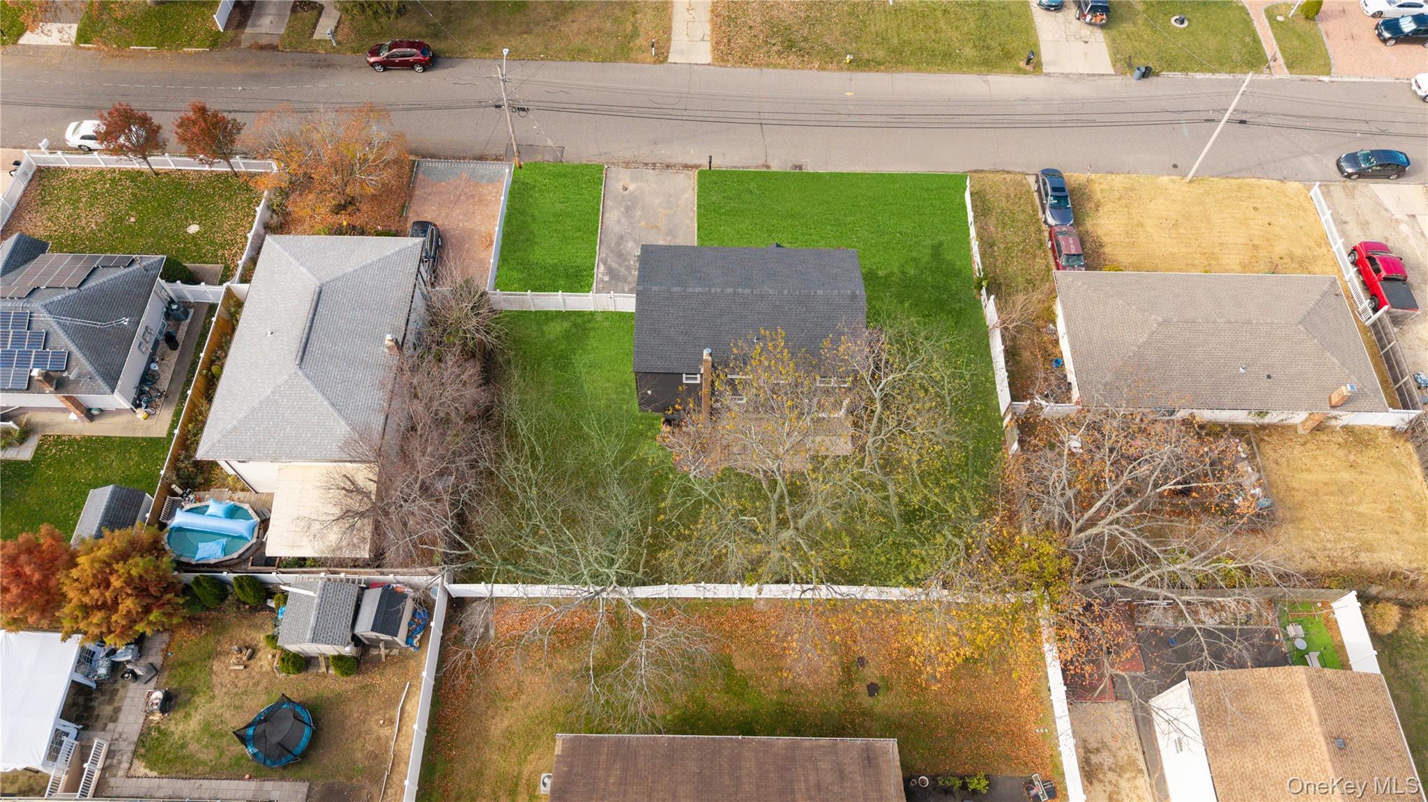 Single Family Lincoln  Suffolk County, NY 11729, MLS-937915-48