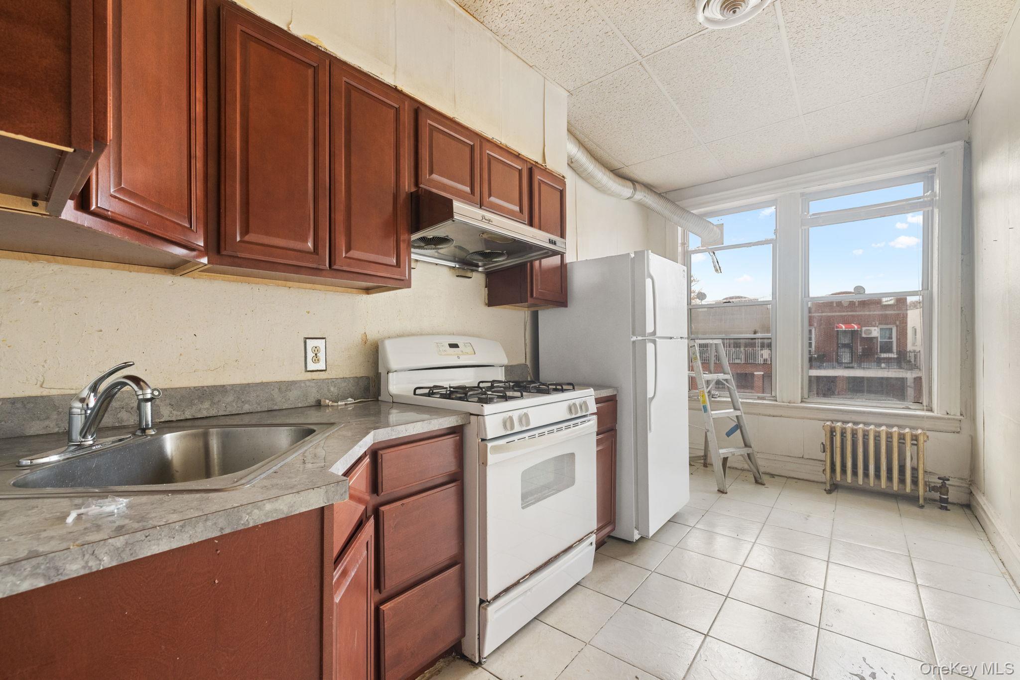 Single Family Dahill  Brooklyn, NY 11218, MLS-937940-18