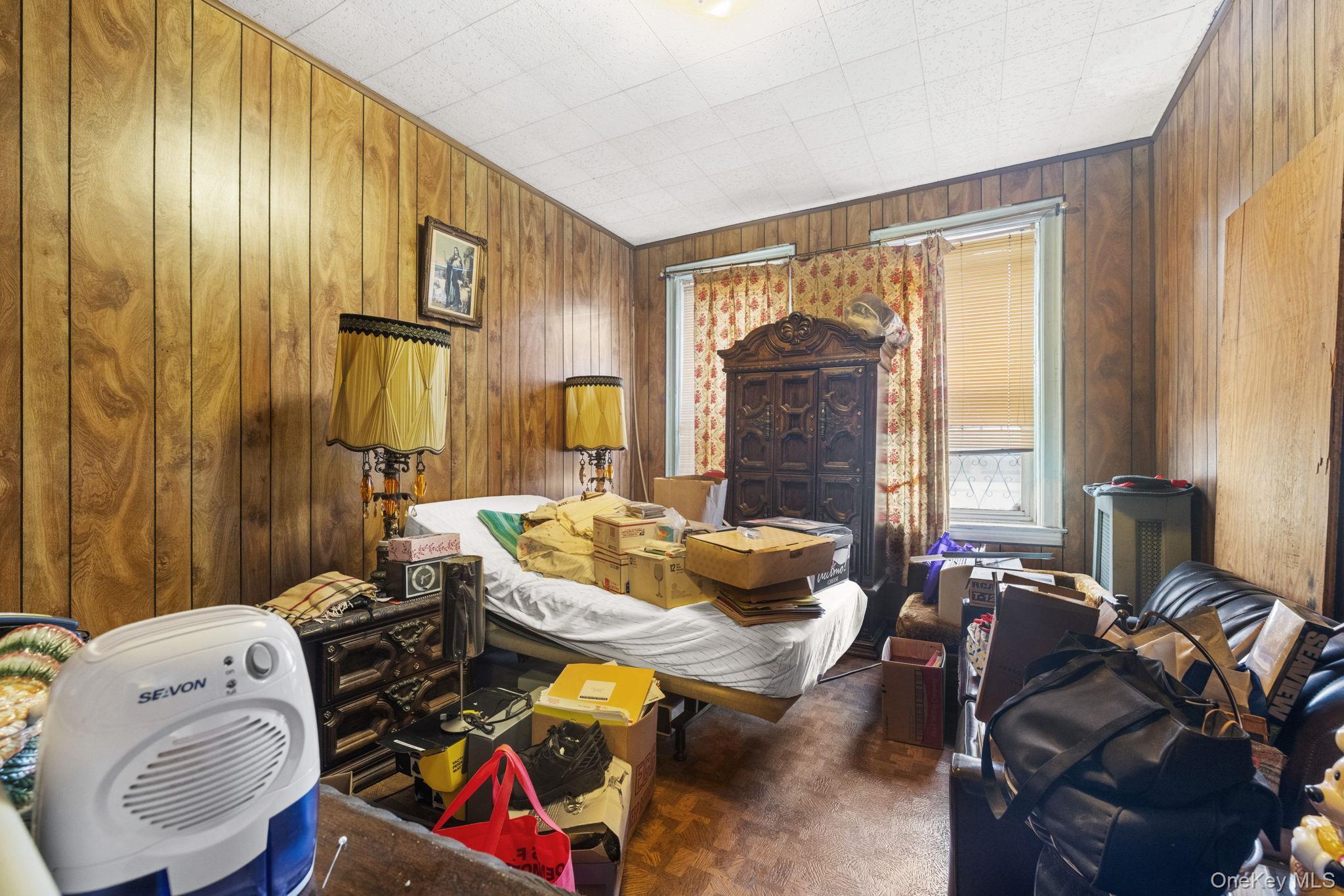 Single Family Dahill  Brooklyn, NY 11218, MLS-937940-22