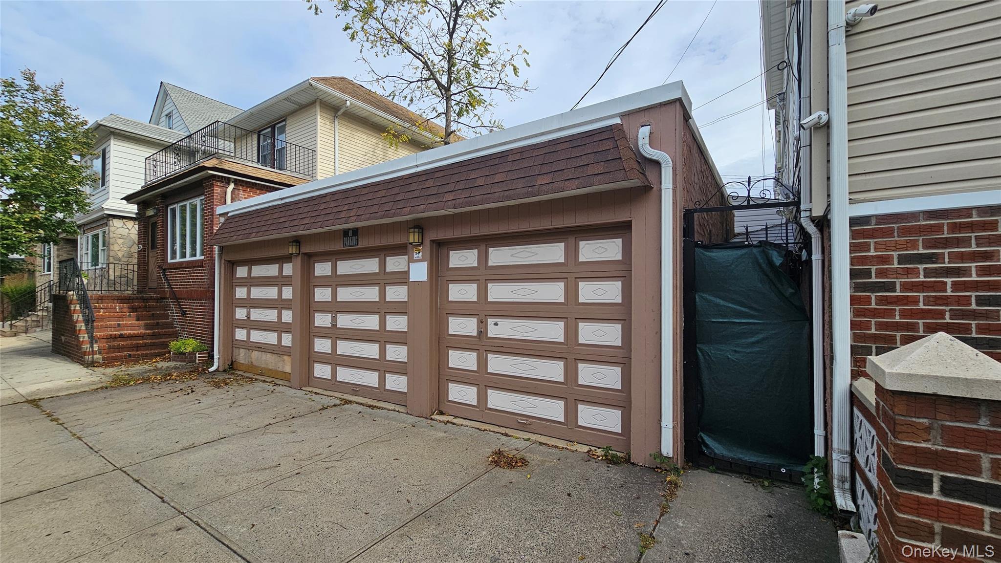 Single Family Myrtle Queens, NY 11385, MLS-937941-4