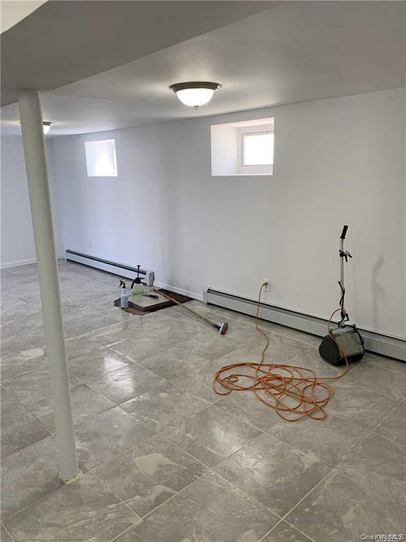 Single Family Hawtree Creek Queens, NY 11420, MLS-938018-7