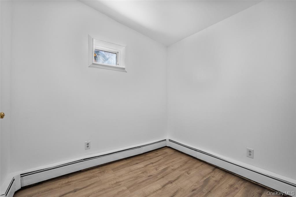 Single Family Hone Ulster County, NY 12401, MLS-938038-10