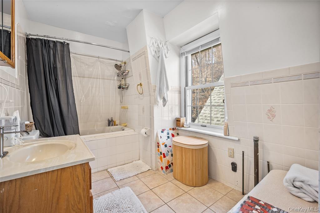 Single Family Hone Ulster County, NY 12401, MLS-938038-29