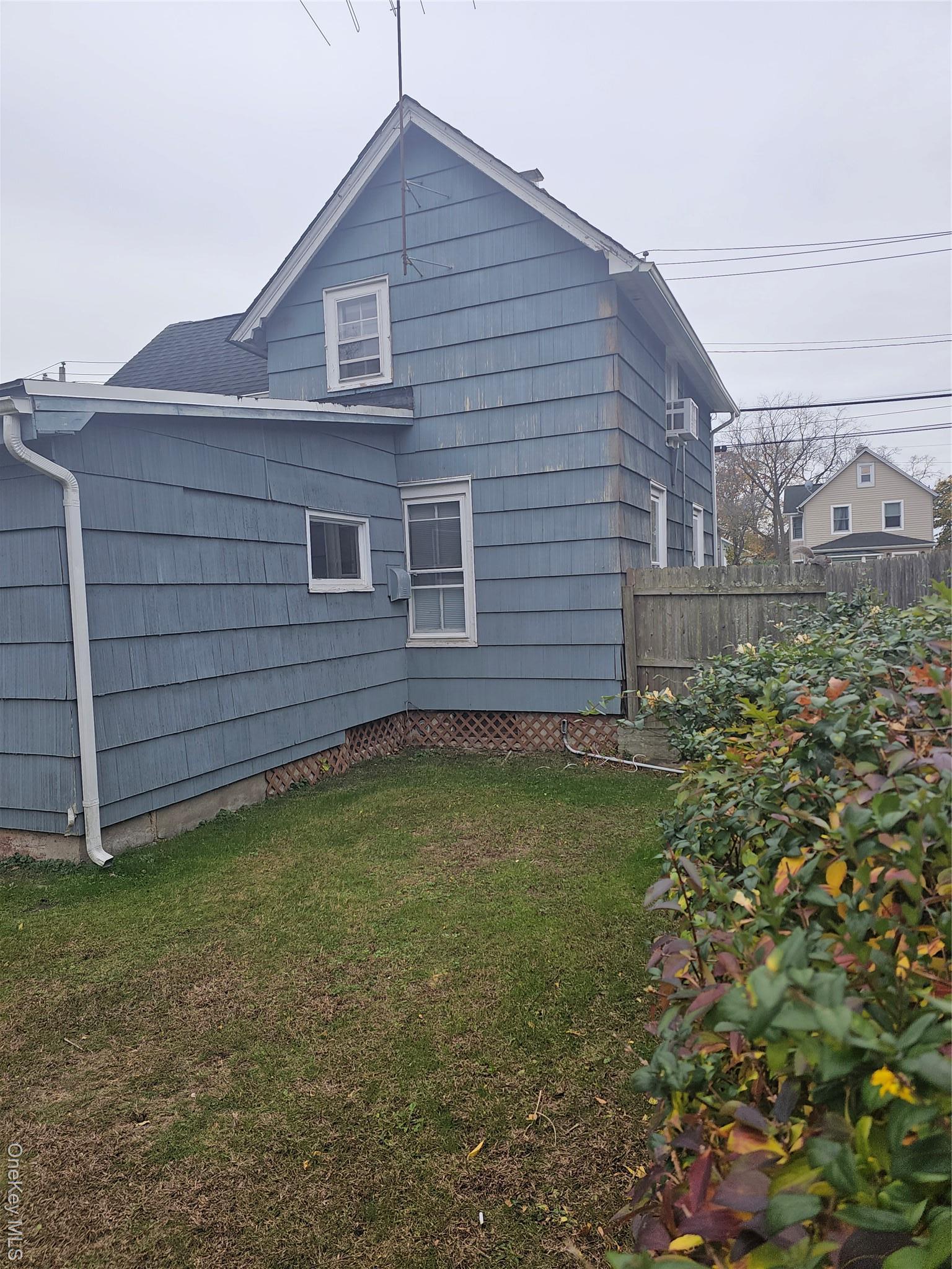 Single Family Arnold  Suffolk County, NY 11704, MLS-938043-4