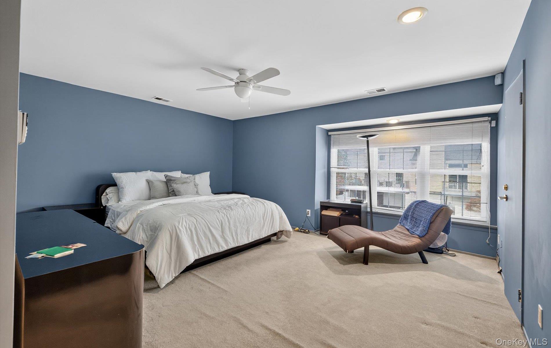 Condo Glen  Nassau County, NY 11791, MLS-938050-16