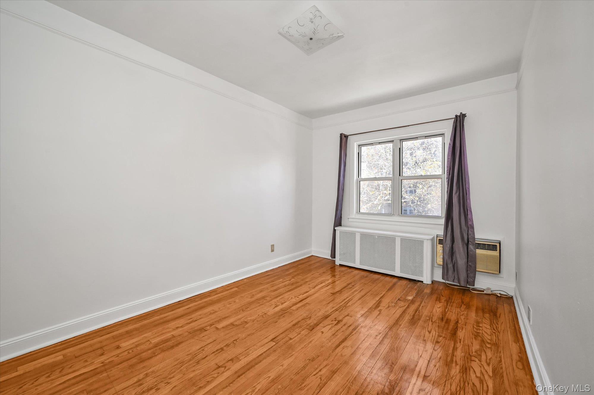 Single Family 42nd Queens, NY 11104, MLS-938055-12