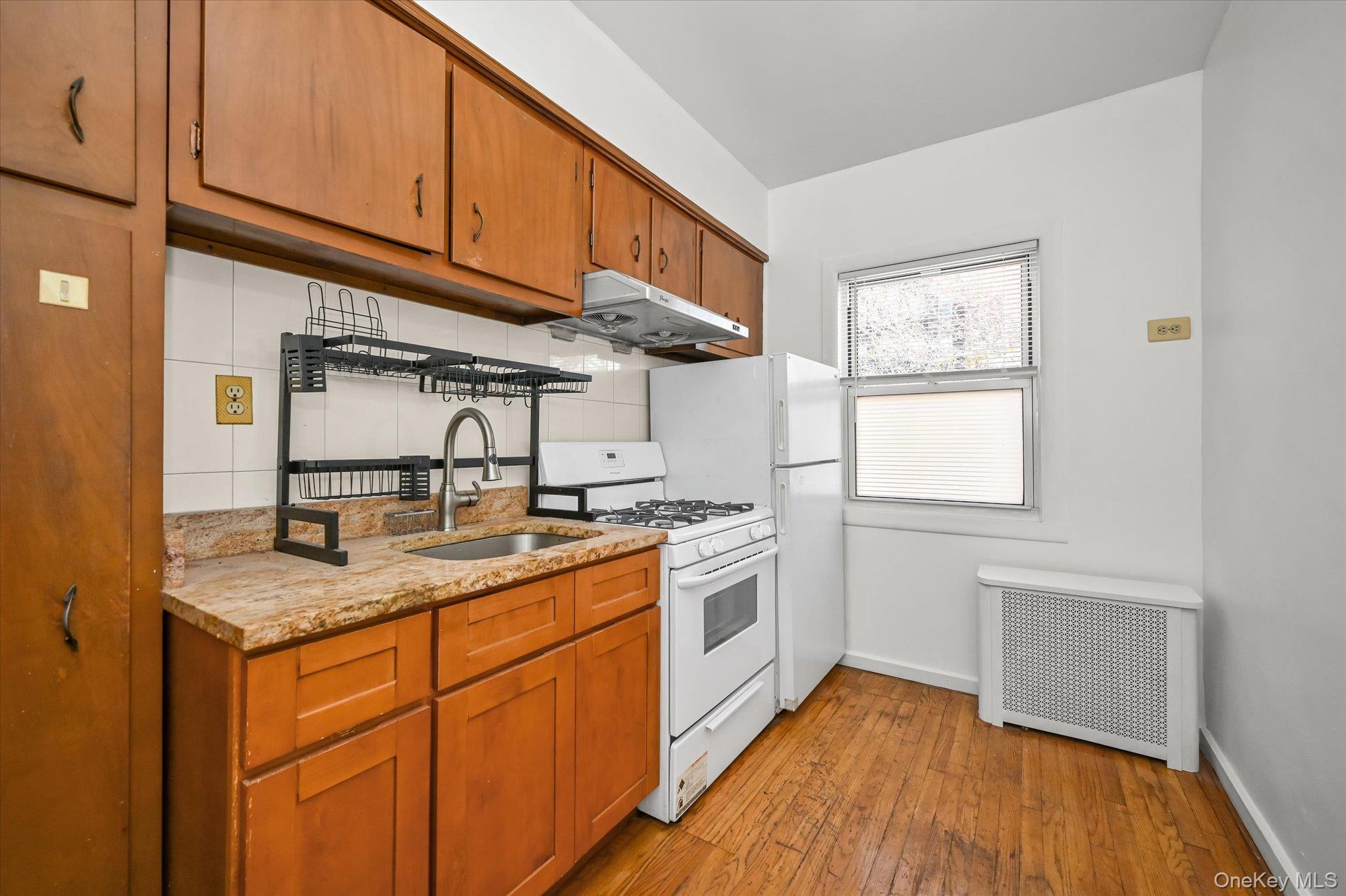 Single Family 42nd Queens, NY 11104, MLS-938055-9