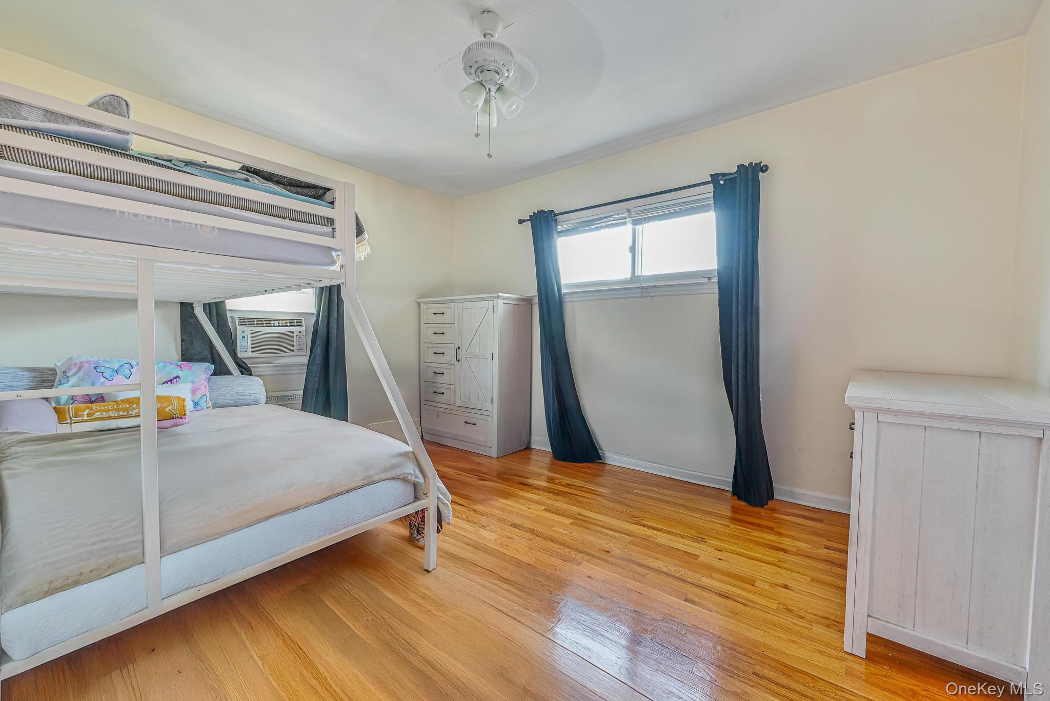 Single Family Edmund  Nassau County, NY 11563, MLS-938056-15