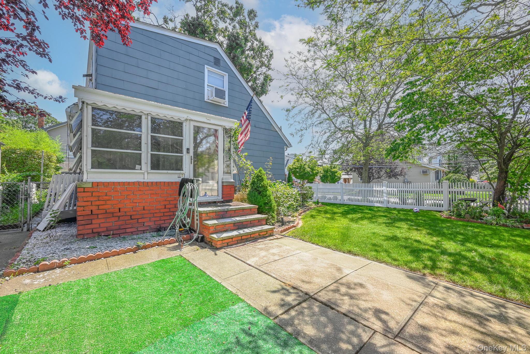 Single Family Edmund  Nassau County, NY 11563, MLS-938056-7