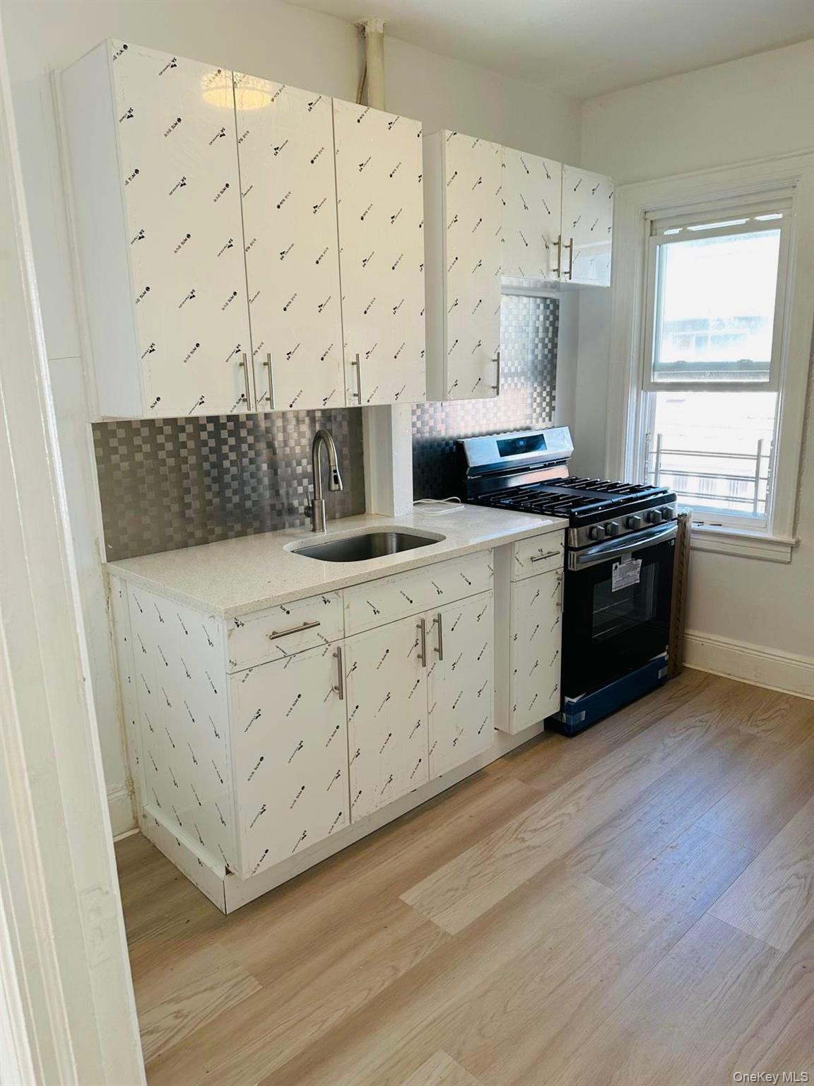 Single Family Woodhaven Queens, NY 11416, MLS-938084-6