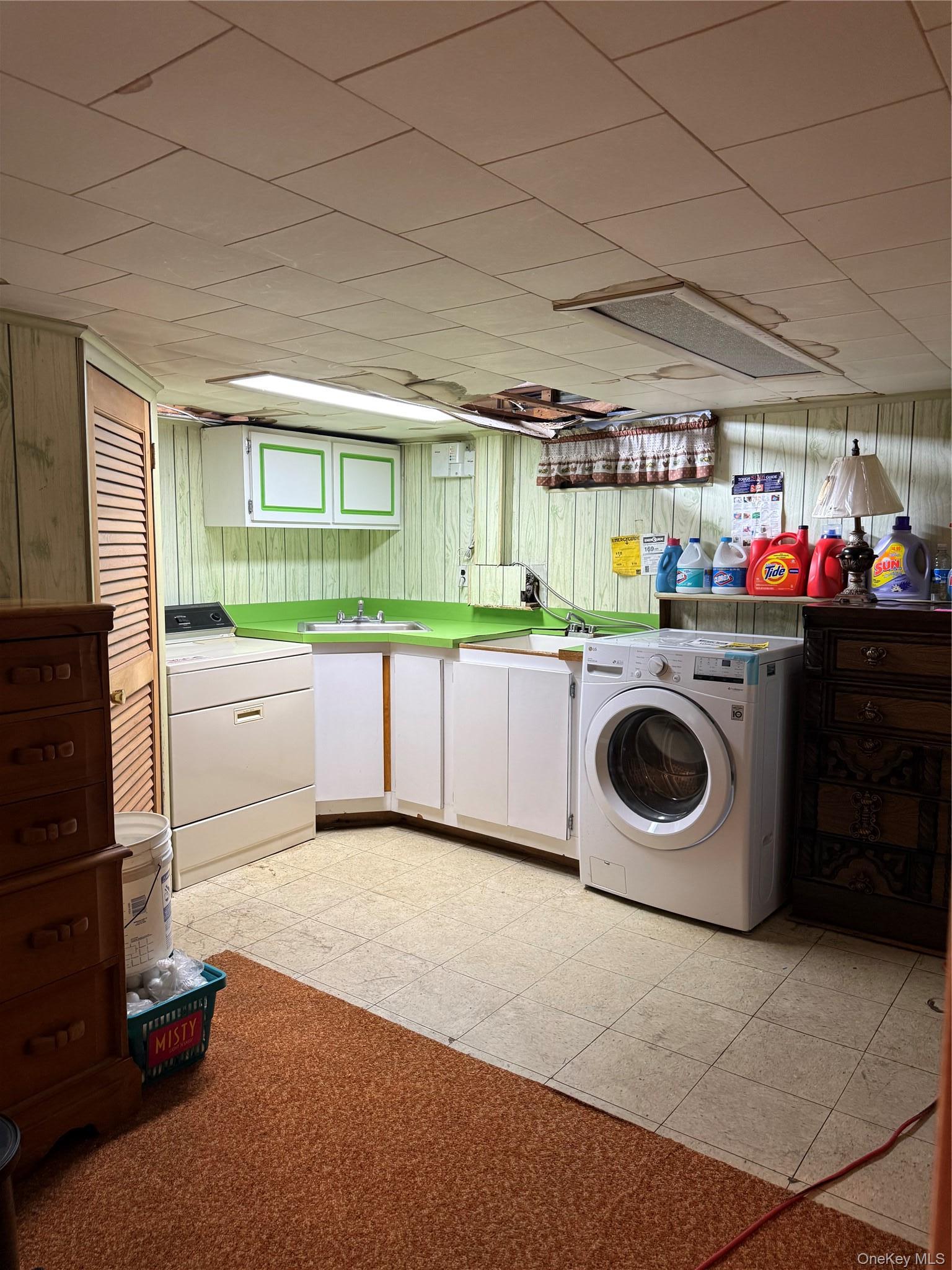 Single Family Oceanside Road  Nassau County, NY 11572, MLS-938089-16