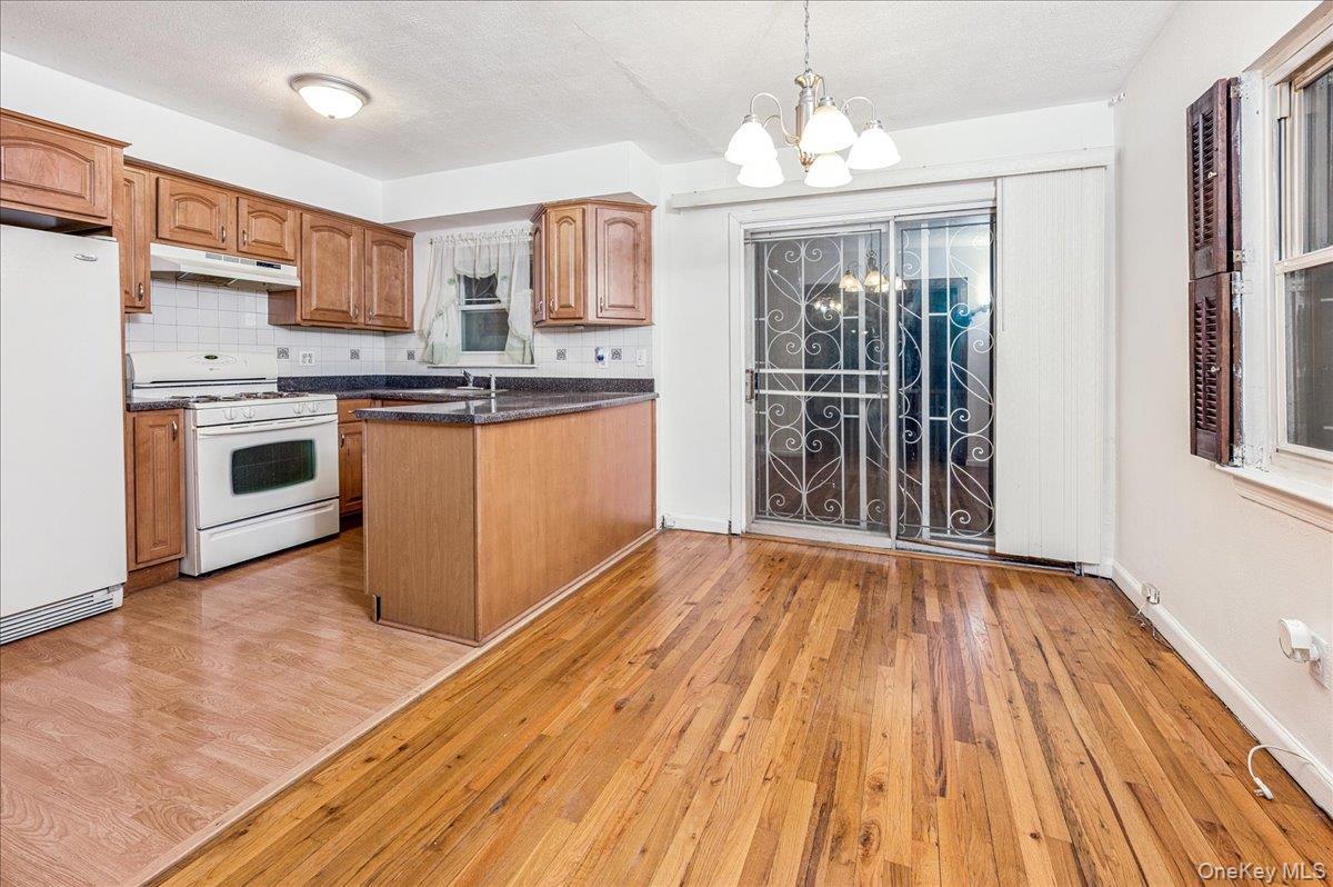 Single Family Homer Bronx, NY 10473, MLS-938103-6