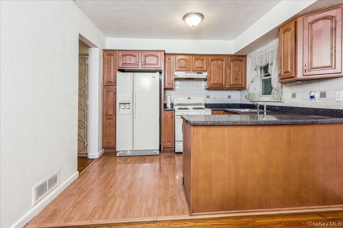 Single Family Homer Bronx, NY 10473, MLS-938103-7