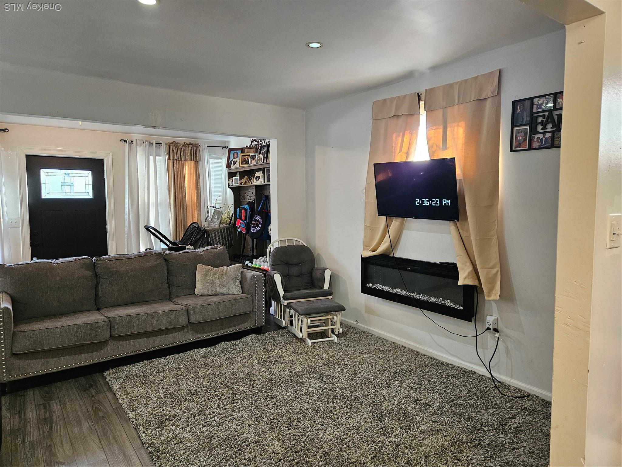 Single Family 104 Queens, NY 11412, MLS-938116-2