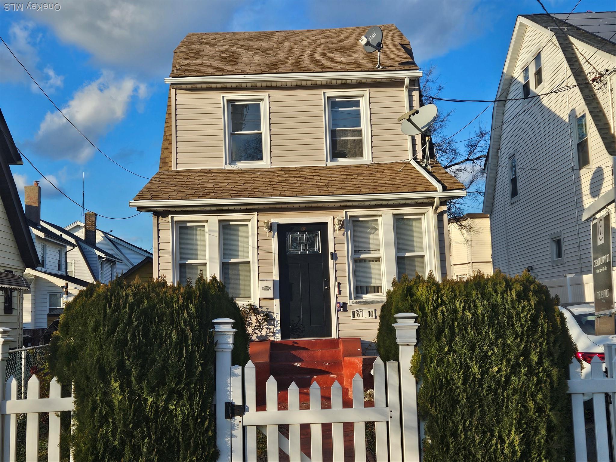 Single Family 104 Queens, NY 11412, MLS-938116-25