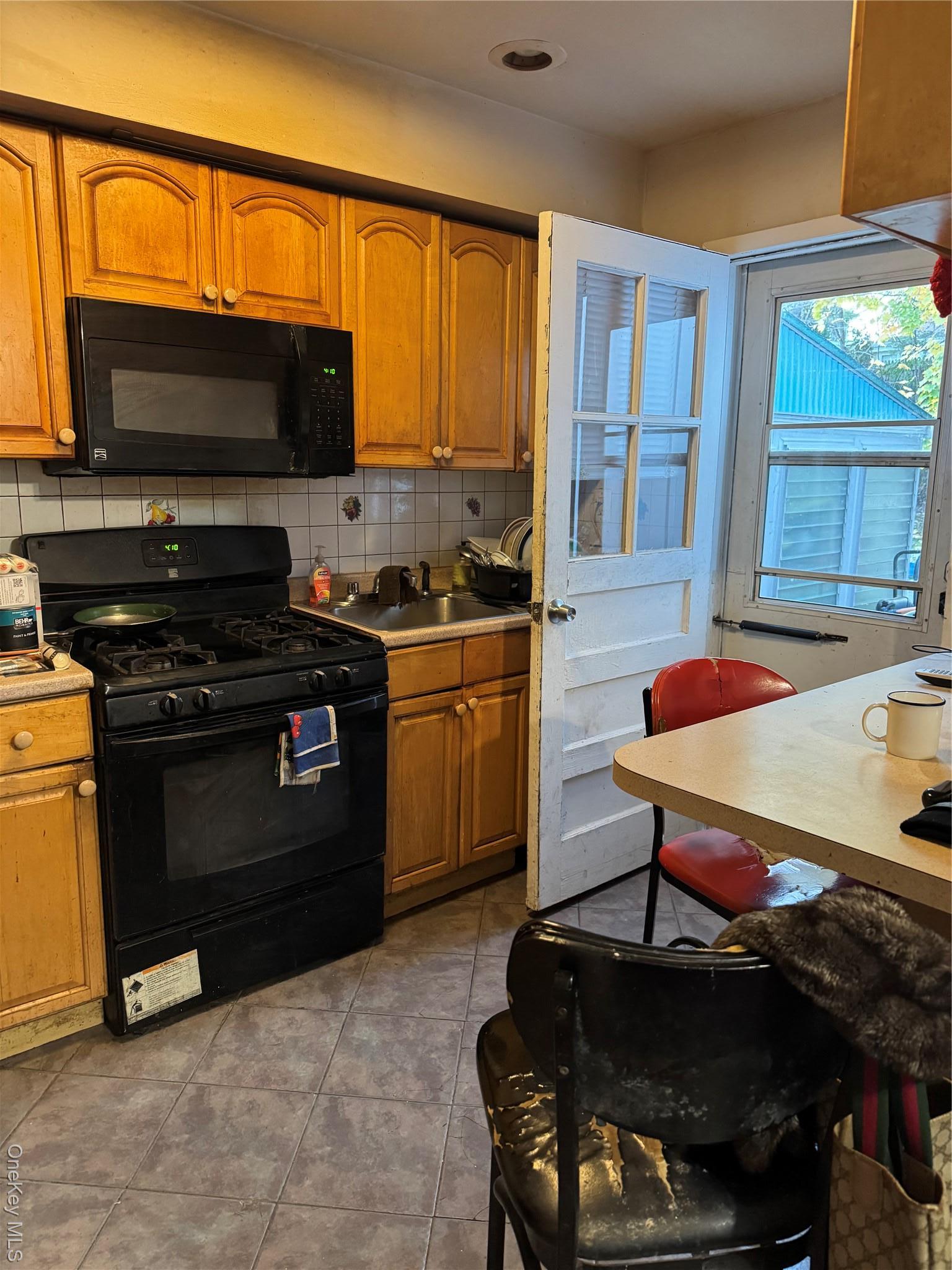 Single Family Clinton  Westchester County, NY 10801, MLS-938117-5